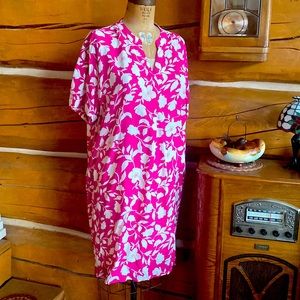 Time and Tru dress Women's XL 16-18 pink floral short sleeve Hawaiian rayon EUC